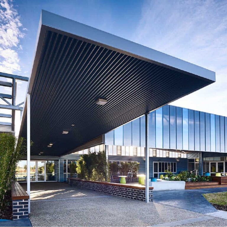 ADELPHI UNIVERSITY - NEW YORK 4 F2yy7JAkRB4LJcuqYyIBHkDaAY8eVTSGrTR6EQKR