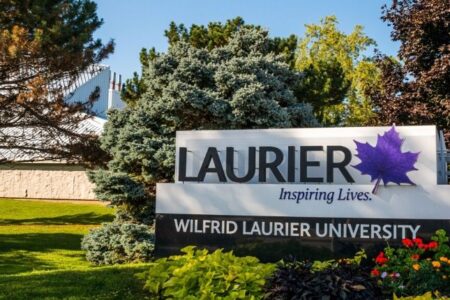 laurier sign banner