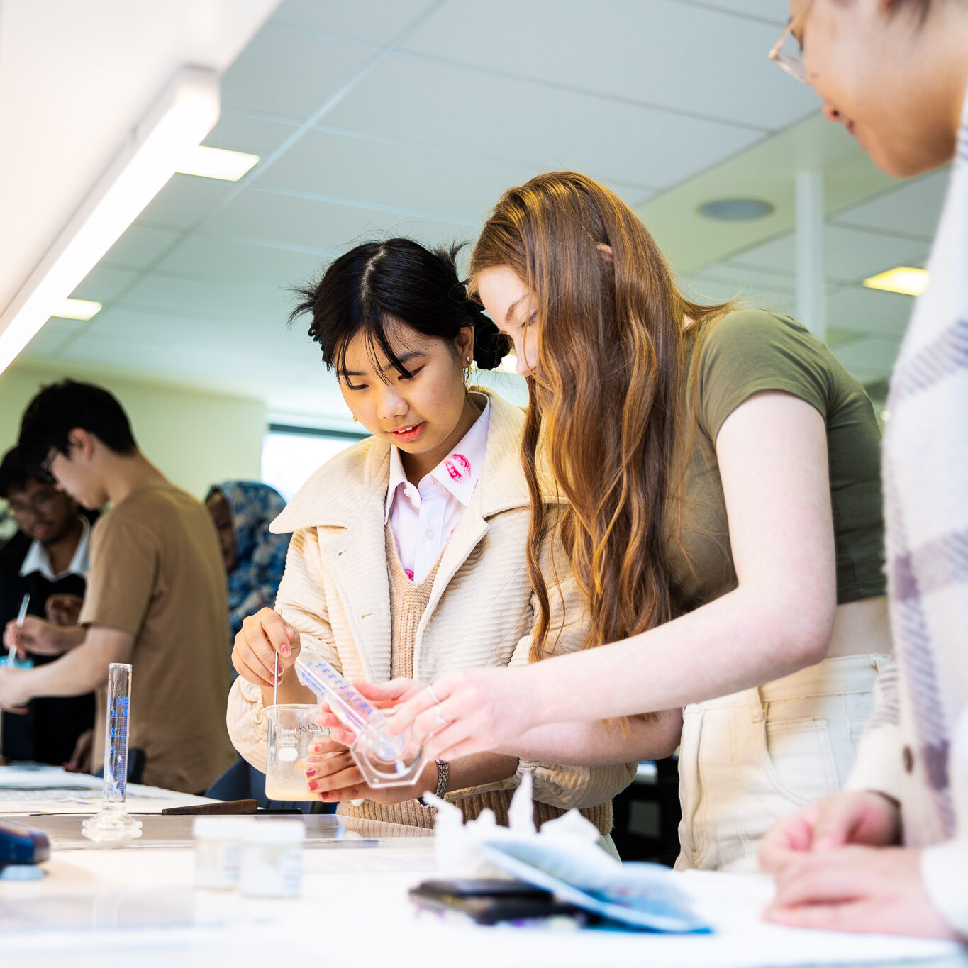 UNIVERSITY OF CANBERRA 5 4 1