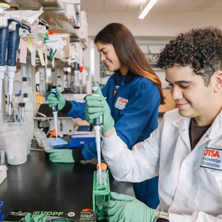 THE UNIVERSITY OF TEXAS AT SAN ANTONIO (UTSA) 4 109