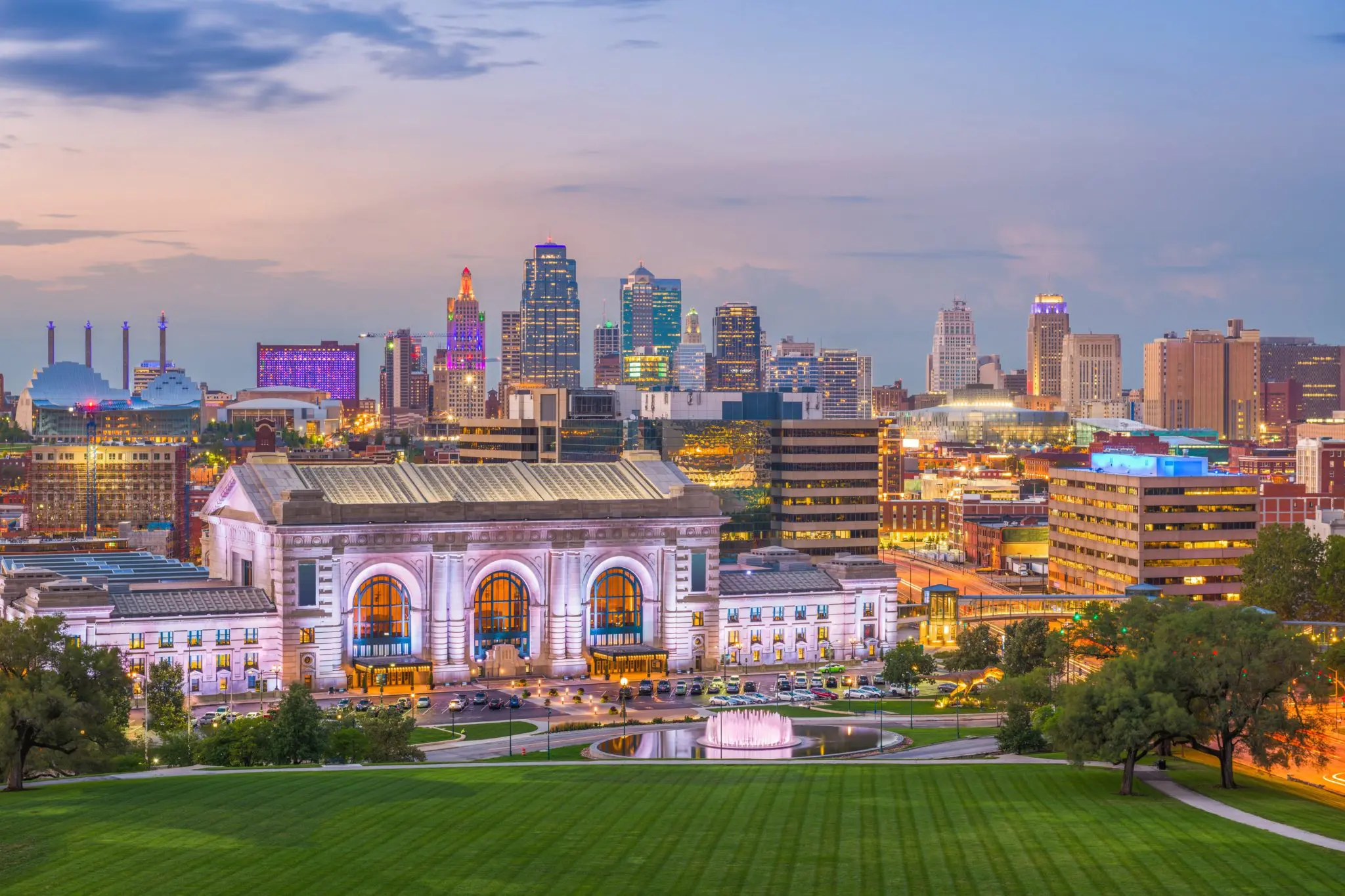 AVILA UNIVERSITY 2 Kansas City Missouri USA Skyline 2048x1365 1