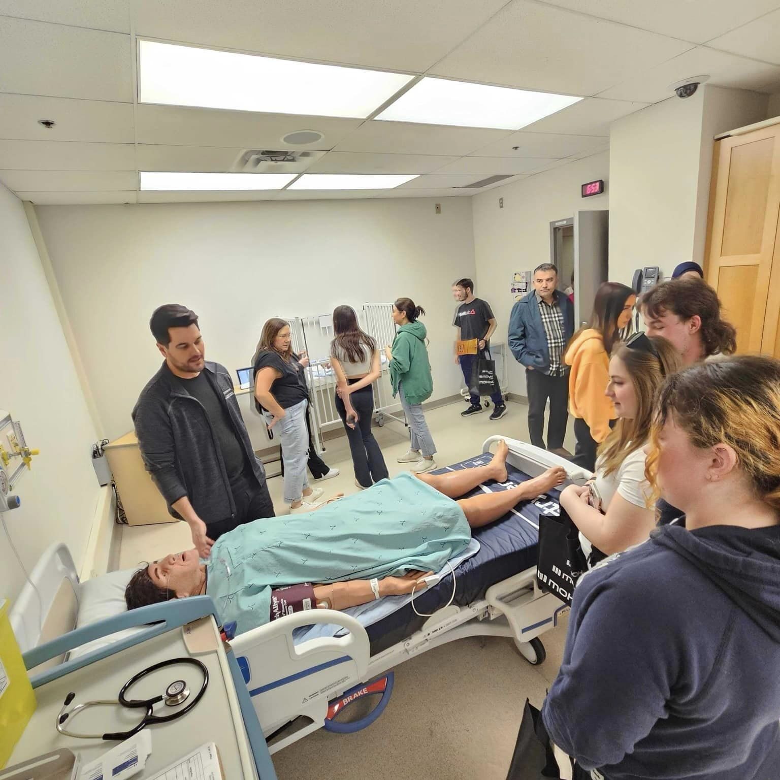 MOHAWK COLLEGE 4 6 1