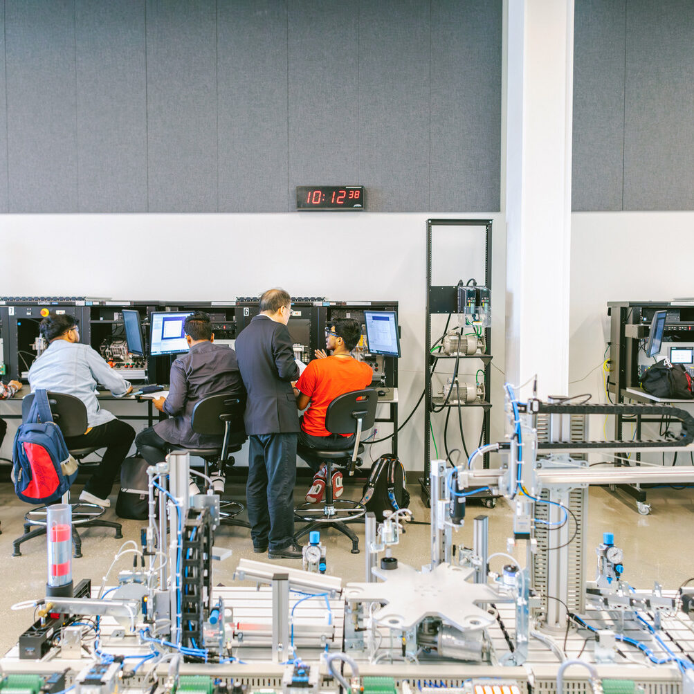 SENECA POLYTECHNIC 5 6 1