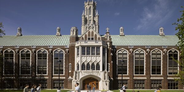 UNIVERSITY OF WINDSOR