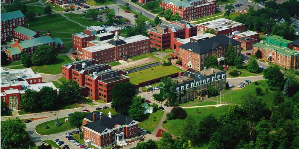 UNIVERSITY OF NEW BRUNSWICK