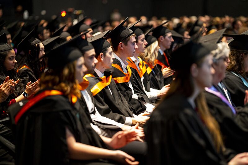 UNIVERSITY OF TASMANIA 25 1670727616802