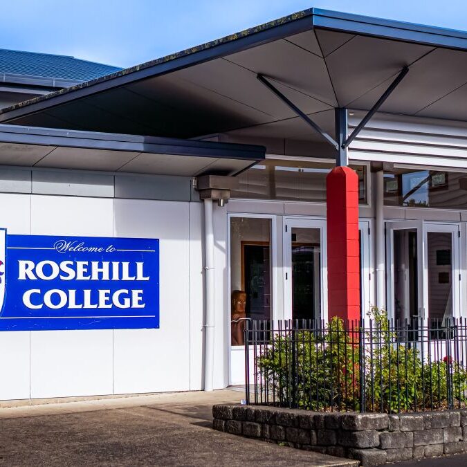 DU HỌC BẬC THPT TẠI NEW ZEALAND 4 66aff6f94a98525488f033fc Our School About Us