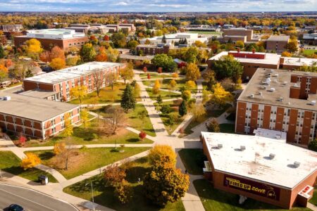 CENTRAL MICHIGAN UNIVERSITY (CMU)