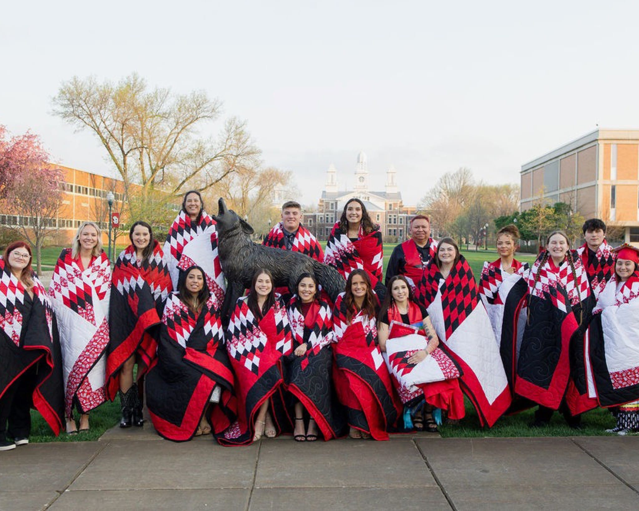 UNIVERSITY OF SOUTH DAKOTA 18 485148243 976573647958565 1701706027883291012 n