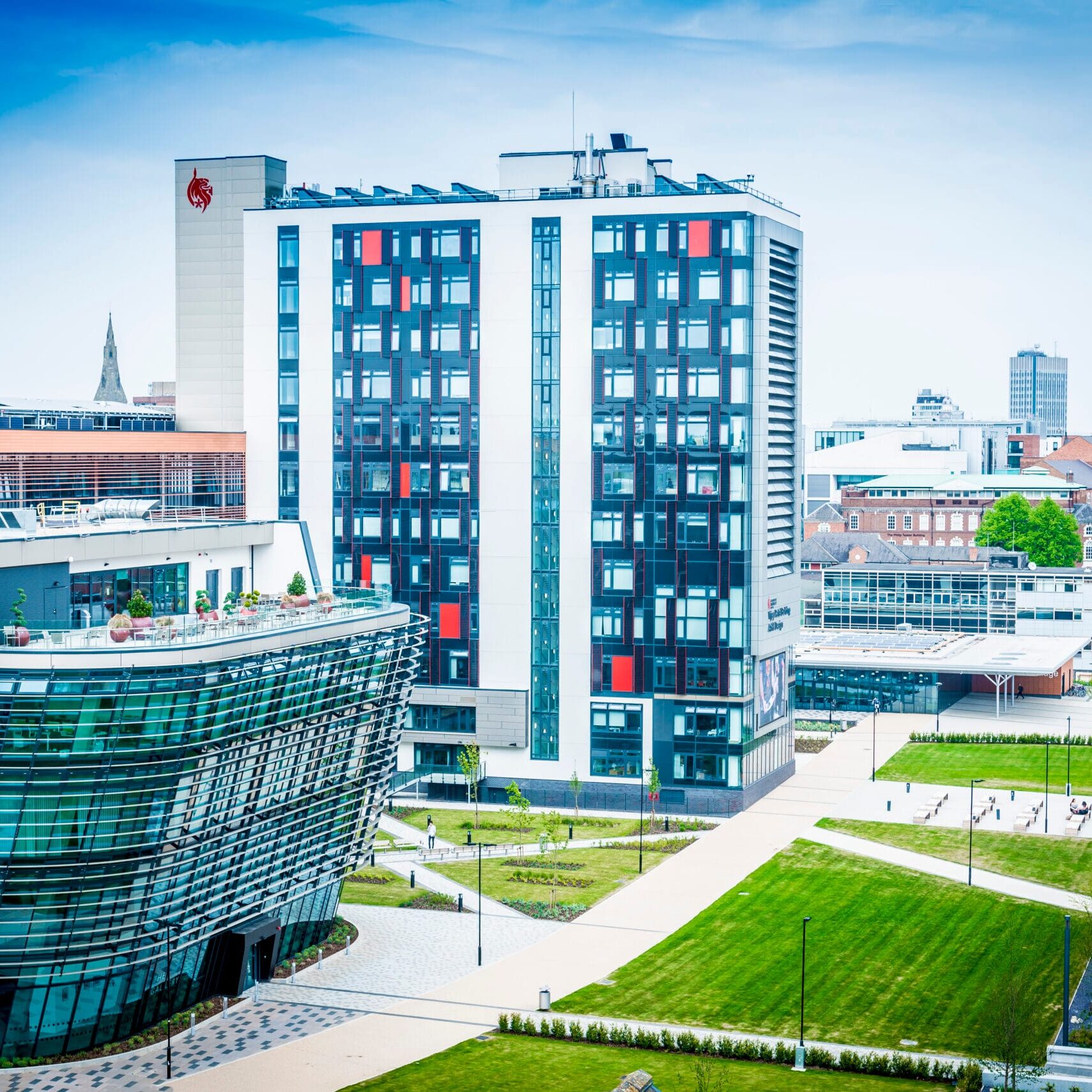 Oxford.International.DMUIC DMU Image 8 scaled