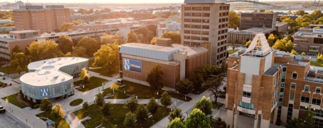 UNIVERSITY OF WINDSOR