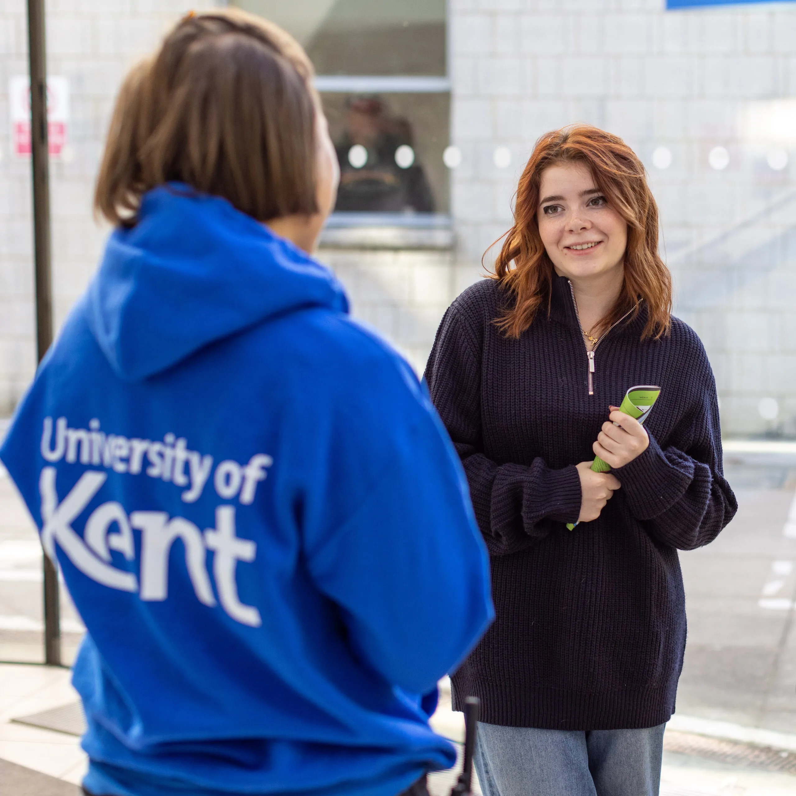 Oxford.International.3690 scaled