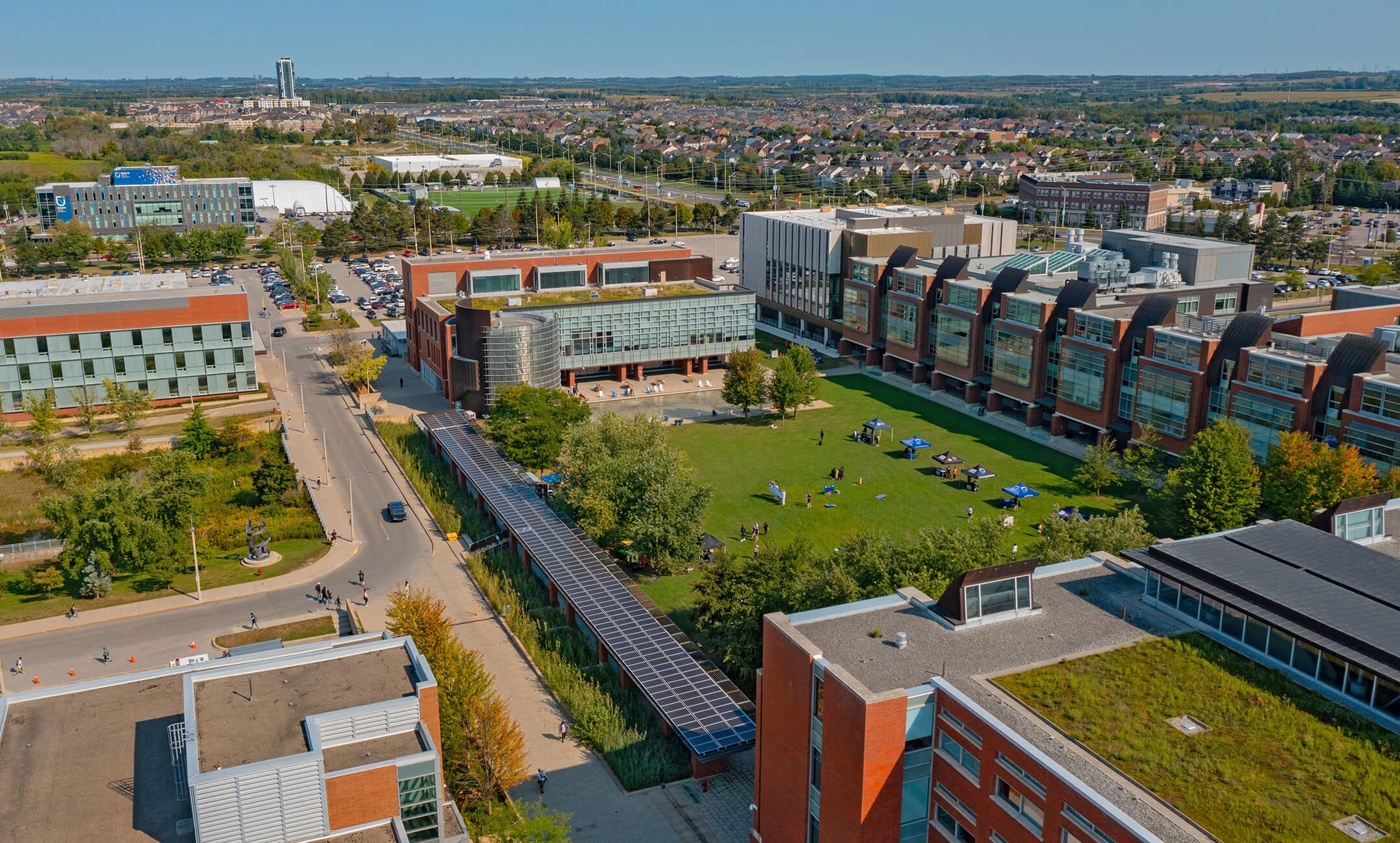 ONTARIO TECH UNIVERSITY 1 Ontario Tech drone