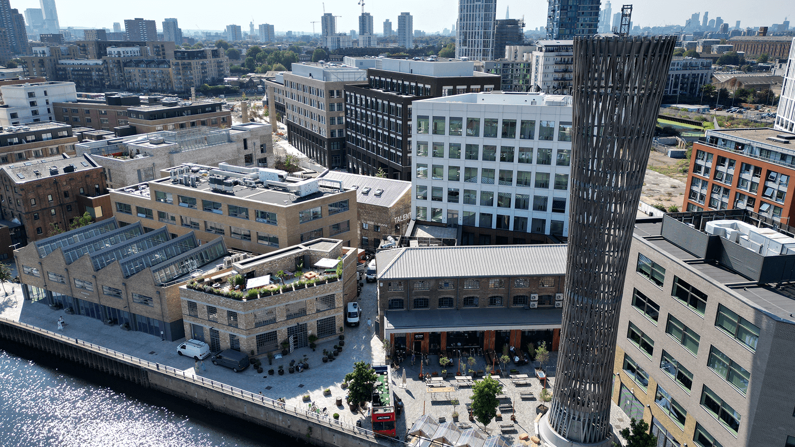 UNIVERSITY OF HUDDERSFIELD - LONDON 1 hudds lon s3