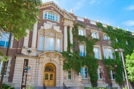 UNIVERSITY OF ALBERTA (U OF A)