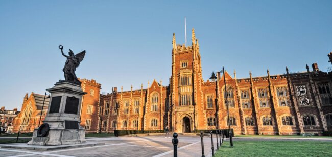 QUEEN’S UNIVERSITY BELFAST QUEEN'S UNIVERSITY BELFAST