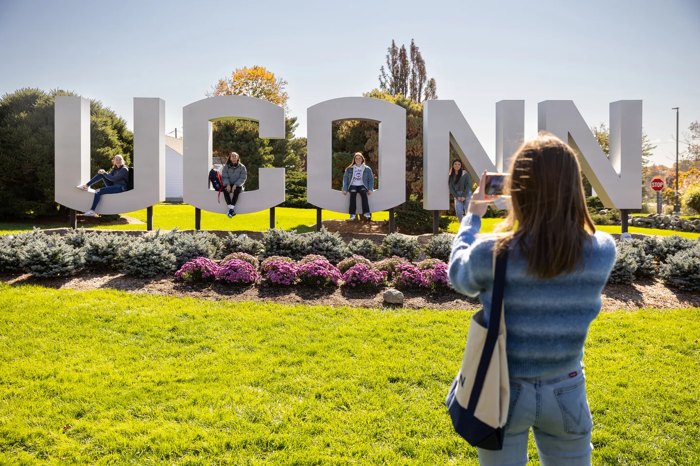 uconn campus St2056