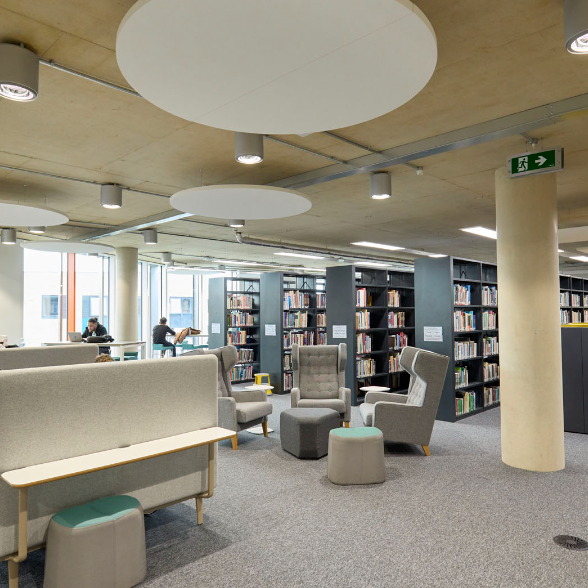 UNIVERSITY OF NORTHAMPTON 3 6