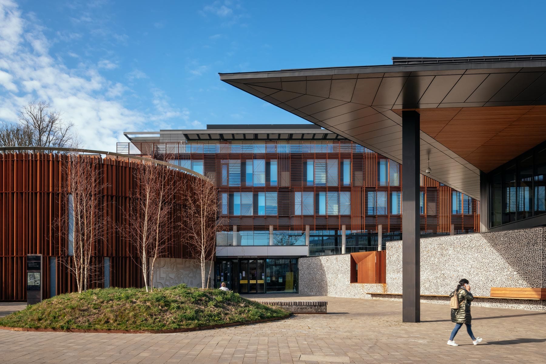 UNIVERSITY OF WINCHESTER 1