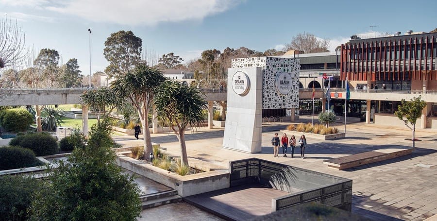 DEAKIN UNIVERSITY 1 uni