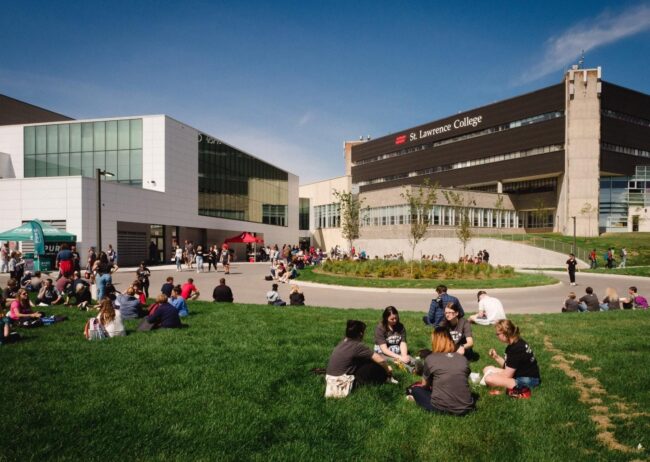 ST LAWRENCE COLLEGE (SLC) ST LAWRENCE COLLEGE (SLC)