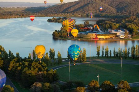 Canberra Balloon Spectacular 1600x8001